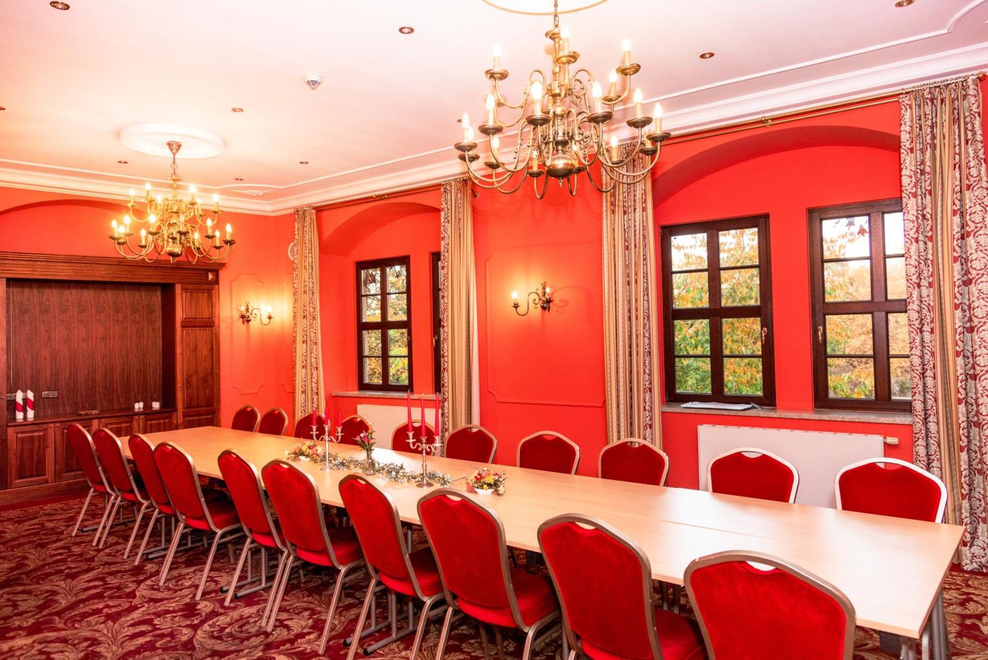 Hotel Schloss Schkopau Экстерьер фото