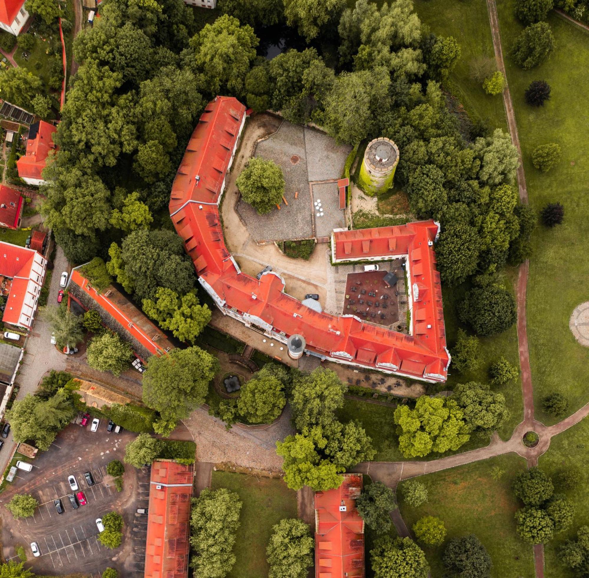 Hotel Schloss Schkopau Экстерьер фото