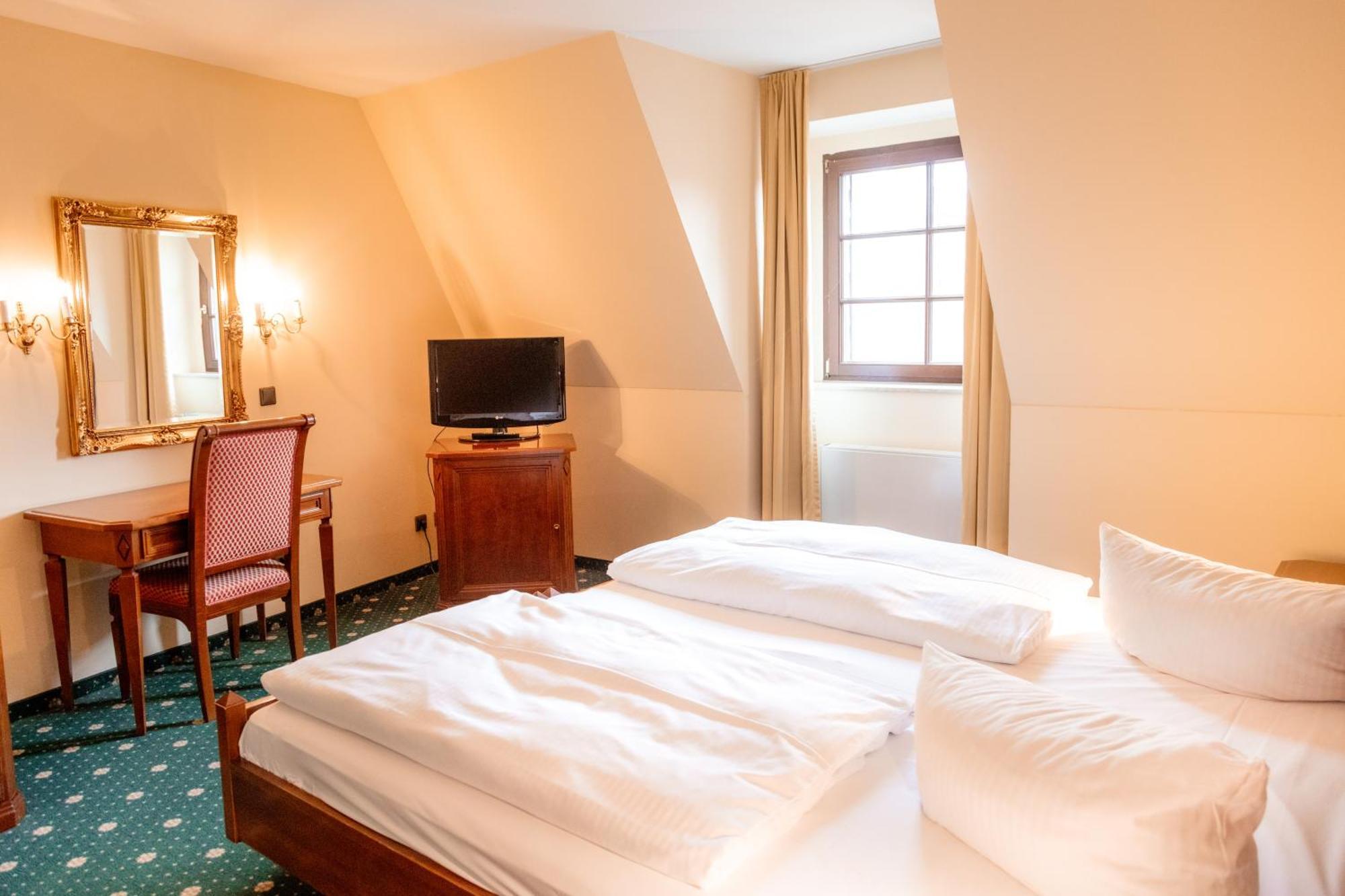 Hotel Schloss Schkopau Экстерьер фото