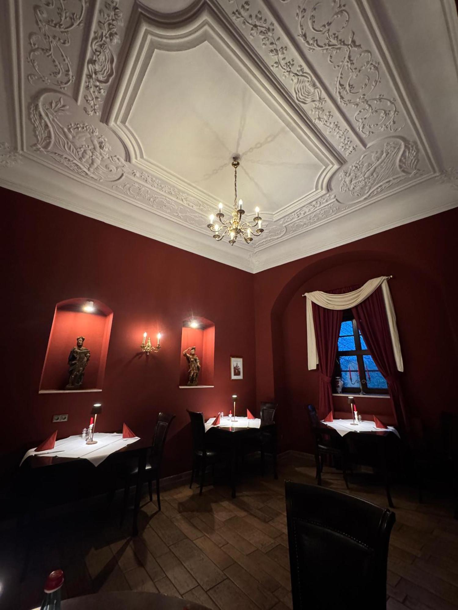 Hotel Schloss Schkopau Экстерьер фото